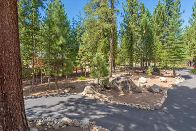 11715 Deerfield Drive, Truckee, CA 96161 - Photo 2