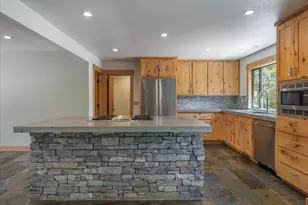 11715 Deerfield Dr, Truckee, CA 96161 - Photo 8