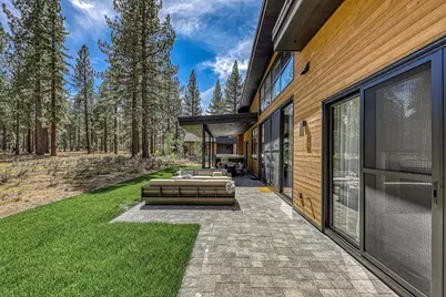 11111 Henness Road, Truckee, CA 96161 - Photo 18