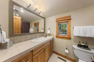 12381 Lookout Loop, Truckee, CA 96161 - Photo 14