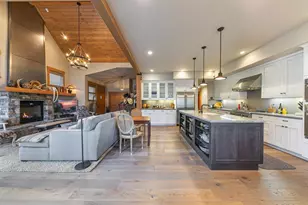 10200 Valmont Trail, Truckee, CA 96161 - Photo 10