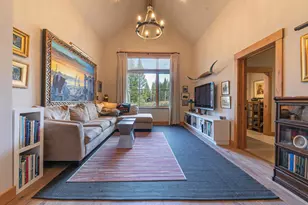 10200 Valmont Trail, Truckee, CA 96161 - Photo 14