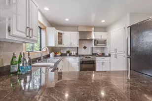 12721 Pinnacle Loop, Truckee, CA 96161 - Photo 8