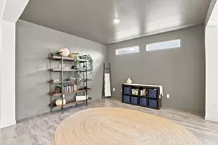 8388 Fenhollow Dr, Verdi, NV 89439 - Photo 8
