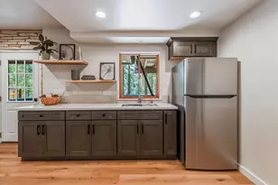 13273 Sierra Dr, Truckee, CA 96161 - Photo 20