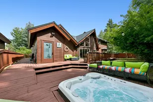 15686 Waterloo Cir, Truckee, CA 96161 - Photo 26