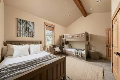10108 Sagebrush Court, Truckee, CA 96161 - Photo 14