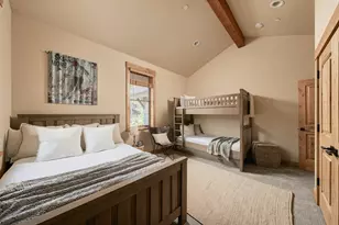 10108 Sagebrush Ct, Truckee, CA 96161 - Photo 14