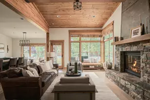10108 Sagebrush Ct, Truckee, CA 96161 - Photo 2
