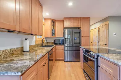 10910 Palisades Drive, Truckee, CA 96161 - Photo 6