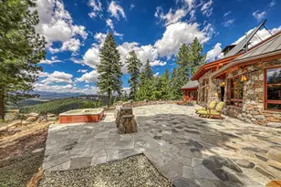16895 Walden Dr, Truckee, CA 96161 - Photo 14