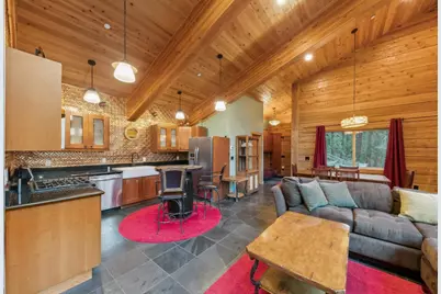 7585 River Road, Truckee, CA 96161 - Photo 12