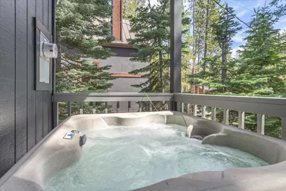 50638 Hemlock Court, Soda Springs, CA 95728 - Photo 8