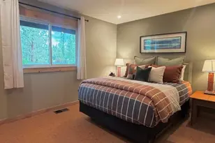 10664 Martis Dr, Truckee, CA 96161 - Photo 12