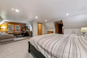 14033 Copenhagen Dr, Truckee, CA 96161 - Photo 22