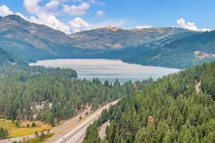 12211 E Sierra Dr, Truckee, CA 96161 - Photo 26