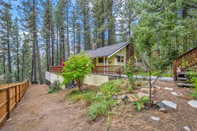 12211 E Sierra Drive, Truckee, CA 96161 - Photo 24