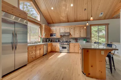 11539 Kitzbuhel Road, Truckee, CA 96161 - Photo 6