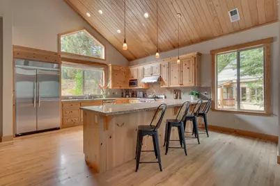 11539 Kitzbuhel Road, Truckee, CA 96161 - Photo 4