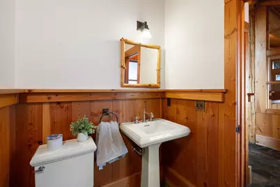 11910 Skislope Way, Truckee, CA 96161 - Photo 16