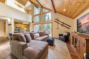 14062 Ski View Loop, Truckee, CA 96161 - Photo 6