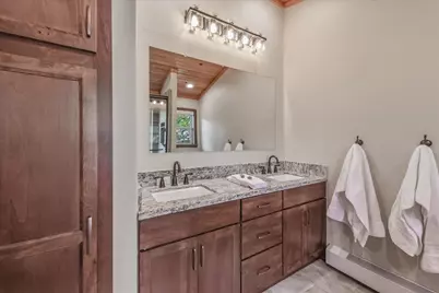 12426 Viking Way, Truckee, CA 96161 - Photo 18