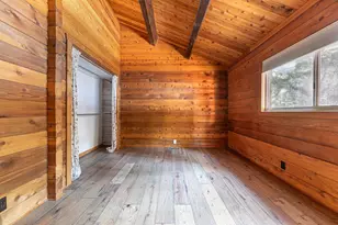 10618 Laurelwood Dr, Truckee, CA 96161 - Photo 18