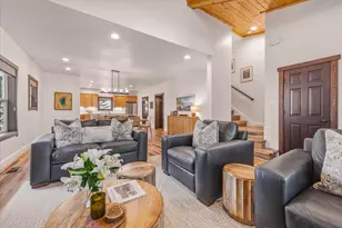 10343 Kimque Ct, Truckee, CA 96161 - Photo 4