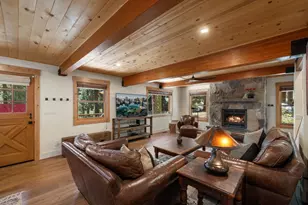 10080 Blue Jay Ln, Truckee, CA 96161 - Photo 10