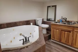 22204 Spruce St, Floriston, CA 96111 - Photo 26