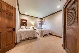 1949 Gray Wolf, Truckee, CA 96161 - Photo 22
