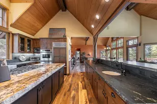 1949 Gray Wolf, Truckee, CA 96161 - Photo 10