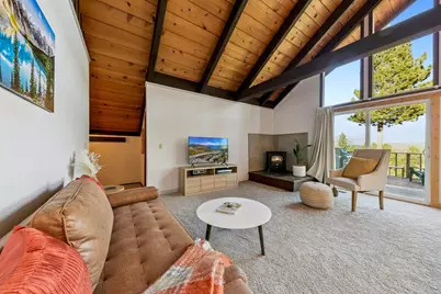 10455 Royal Crest Drive, Truckee, CA 96161 - Photo 6