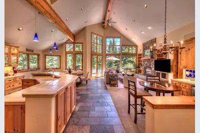 2107 Eagle Feather, Truckee, CA 96161 - Photo 4