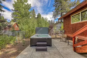 10673 Pine Cone Dr, Truckee, CA 96161 - Photo 32