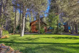 11423 Lucerne Ln, Truckee, CA 96161 - Photo 2