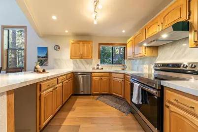 11423 Lucerne Lane, Truckee, CA 96161 - Photo 14