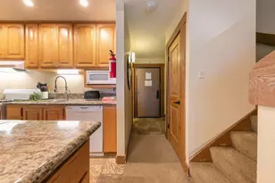 2000 Northstar Dr, Truckee, CA 96161 - Photo 4