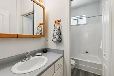 10454 Royal Crest Drive, Truckee, CA 96161 - Photo 30