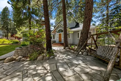 10454 Royal Crest Drive, Truckee, CA 96161 - Photo 4