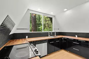 10890 Juniper Way, Truckee, CA 96161 - Photo 10
