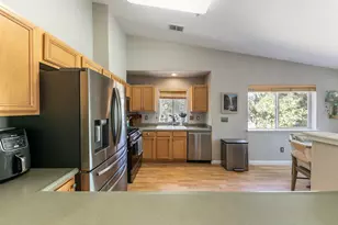 10165 Pine Cone Rd, Truckee, CA 96161 - Photo 12