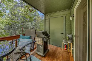 10165 Pine Cone Rd, Truckee, CA 96161 - Photo 8