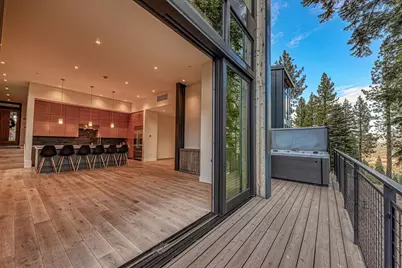 15124 Boulder Place, Truckee, CA 96161 - Photo 10