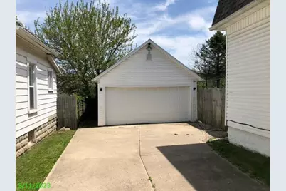 1207 S Roosevelt Avenue, Piqua, OH 45356 - Photo 16