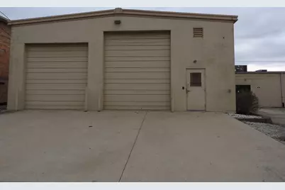 346 N Dixie Drive, Vandalia, OH 45377 - Photo 2