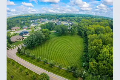 1550 Creekwood Drive, Troy, OH 45373 - Photo 4