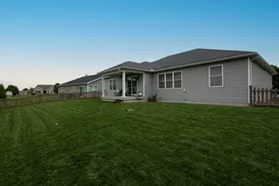 720 Sherwood Dr, Troy, OH 45373 - Photo 28