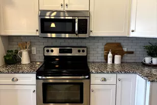 720 Sherwood Dr, Troy, OH 45373 - Photo 8