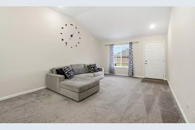 221 Falcon Street #16, Bellefontaine, OH 43311 - Photo 6